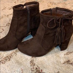 Suede bootie